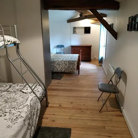 Bed & Breakfast L'airial De Nahouns Sabres