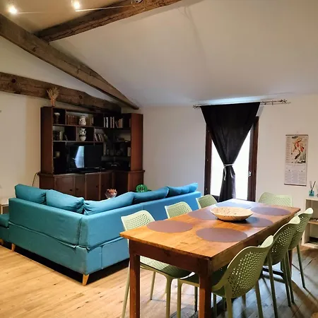 Bed & Breakfast L'airial De Nahouns 3*