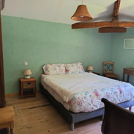 Bed & Breakfast L'airial De Nahouns